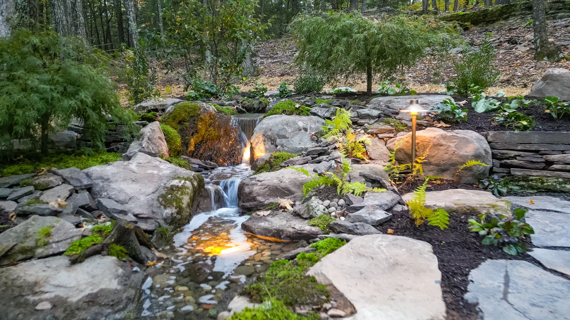 Adams Falls pondless waterfall