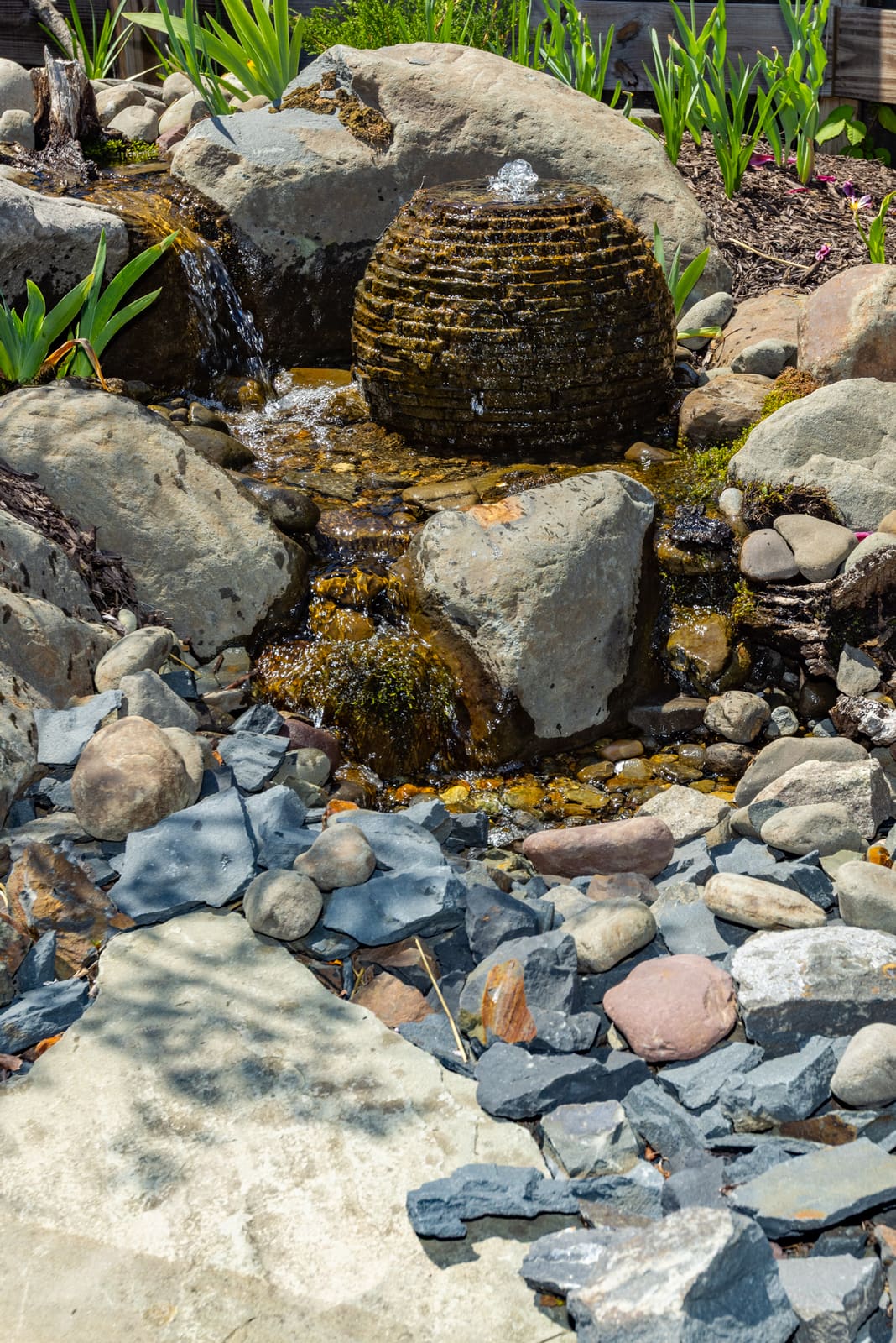 Custom fountain feature